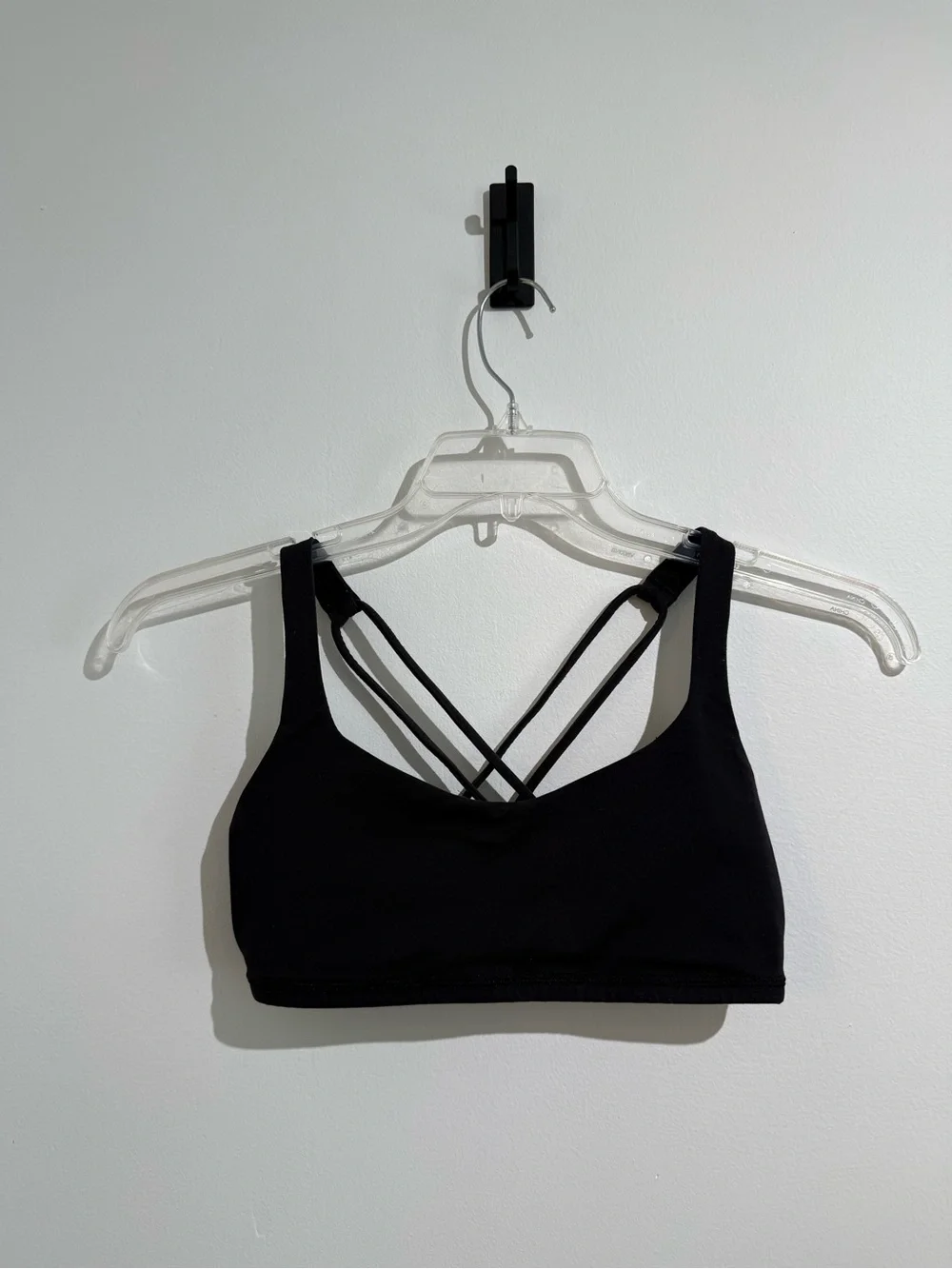 Lululemon Black Strappy Back Sports Bra Criss Cross